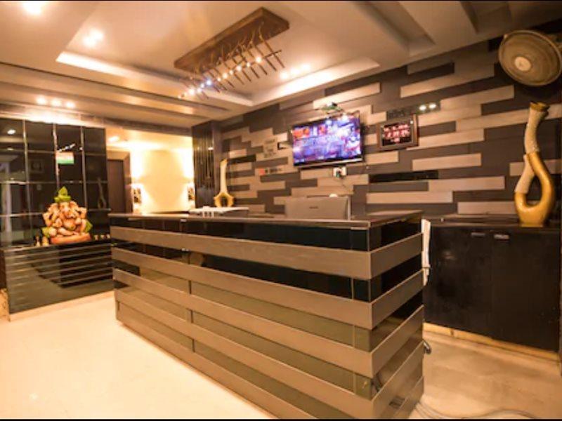 Hotel Suncity & Restaurant Hisār Exteriör bild