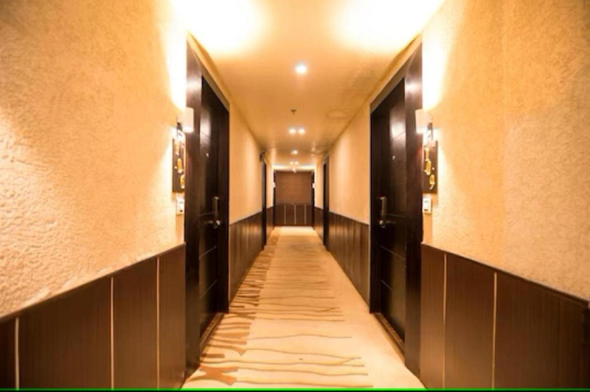 Hotel Suncity & Restaurant Hisār Exteriör bild