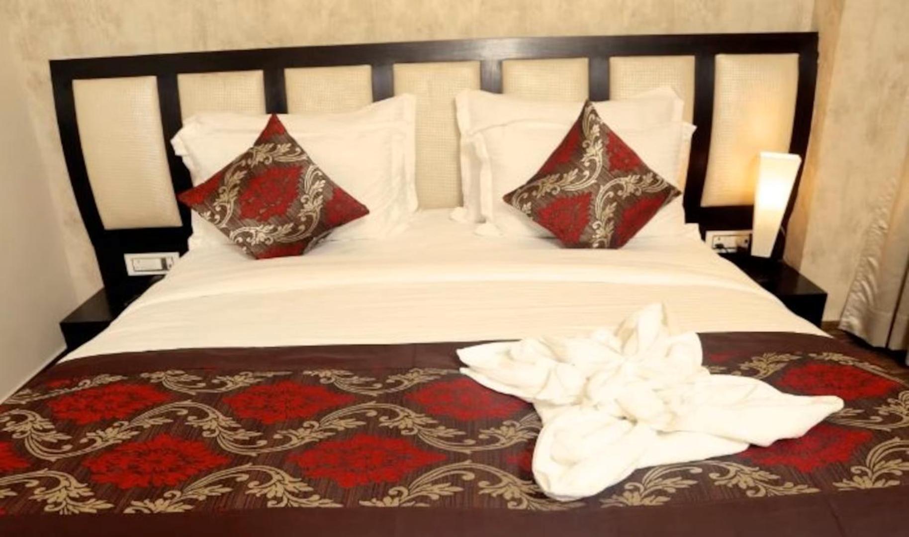 Hotel Suncity & Restaurant Hisār Exteriör bild