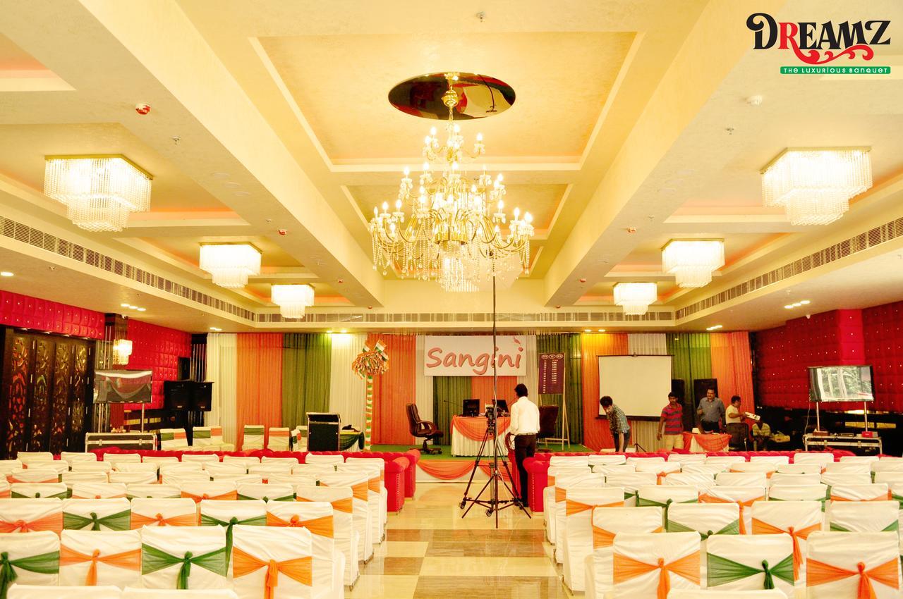 Hotel Suncity & Restaurant Hisār Exteriör bild