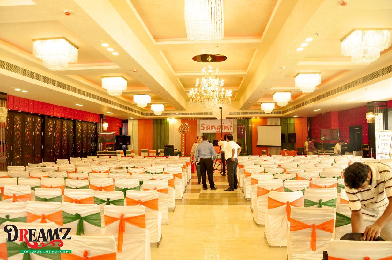 Hotel Suncity & Restaurant Hisār Exteriör bild